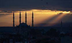 Üç aylara yarın ikinci kez girilecek