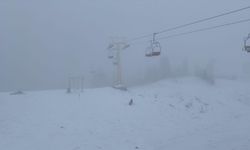 Uludağ'da kar yağışı