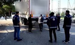 Amasya'da TIR'da göçmenler çıktı