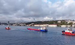 Arızalanan kuru yük gemisi Ahırkapı Demir Sahası'na çekildi