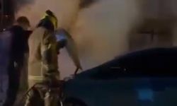 Bursa'da otomobil alev topuna döndü