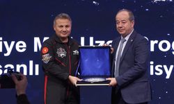 İlk Türk Astronot Alper Gezeravcı'dan YTÜ Ziyareti