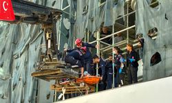 İnşaatta aşağı kata düşen işçi iş makinesiyle indirildi