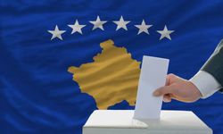 Kosova'da erken genel seçim başladı