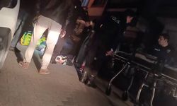 Küçükçekmece'de 'dur' ihtarına uymayan sürücü kaçarken kaza yaptı