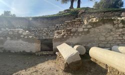 Metropolis'te 2 Bin Yıllık Tanrıça Başı Bulundu