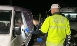 Minibüste 20 kaçak göçmen yakalandı