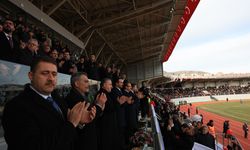'UEFA ve FIFA Standartlarında 41 Stadyum Yaptık'