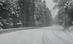 Uludağ'da kar kalınlığı 5 santimetre oldu