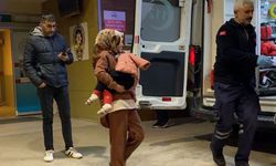 Üzerine şifonyer devrilen küçük çocuk ağır yaralandı