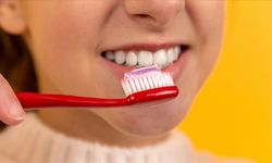 Diş Fırçalamak Alzheimer’ı Önler mi?
