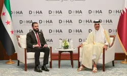 Şara, Katar Emiri Al Sani ile bir araya geldi