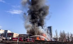 Ankara'da korkutan otopark yangını