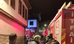 Beypazarı'nda ahşap ev, çıkan yangında kül oldu