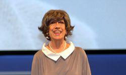 Türk sinemasının güldüren yüzü: Ayşen Gruda