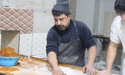 Adana'da çay demlemek için ateşe benzin döktü