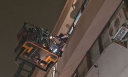 Beyoğlu'nda oteli alevler sardı