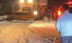 Bursa'da Oylat Kaplıcaları Yolunda 20 Araç Mahsur Kaldı