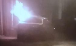 Isınmak için girdiği otomobilde çıkan yangında öldü