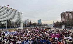 Kadınlar isyanda: Eşitlik, özgürlük ve yaşam hakkı için bir araya geldiler