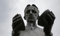 Zamanın Ötesindeki Deha: Nikola Tesla