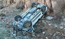 Yozgat'ta otomobil devrildi