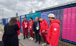 Bakan Bak’tan milli sporcuları ziyaret