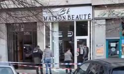 Fransa'da el bombalı saldırı