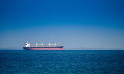 "Gemiler İran sularından uzak durmalı"