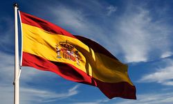 İspanya'da apartmanda yangın