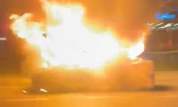 Kartal'da Seyir Halindeki Otomobil Yandı