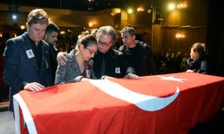 Keman sanatçısı Laçin, mezarı başında anıldı