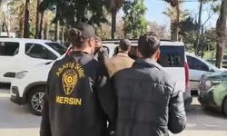 Kendilerini polis olarak tanıtarak dolandırdılar