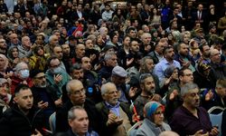 “Özgür Bey bize laf söyleyeceğine, şapkasını önüne alacak, bir düşünecek”