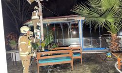 Park içindeki kafede korkutan yangın