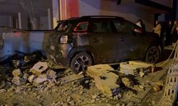 Sultanbeyli'de korkutan otomobil kazası