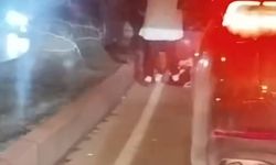 Tartıştıkları kişiyi darbettikleri anlar kamerada