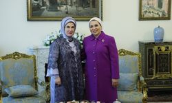 Emine Erdoğan ve Entissar Amer Mısır'da bir araya geldi