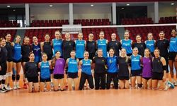 ABB Kadın Voleybol Takımı'ndan tarihi başarı!