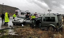 Ankara'da trafik kazası: 1 ölü 4 yaralı