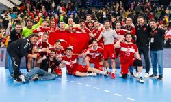 A Milli Erkek Hentbol Takımı Romanya’yı Yenerek 3. Tura Yükseldi