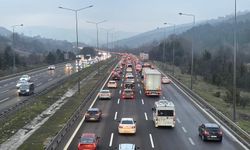 Bayramın son gününde Anadolu Otoyolu'nda ulaşım yavaşladı