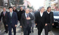 Bingöl Valisi Cahit Çelik, 20 yıl önce görev yaptığı Genç'i ziyaret etti