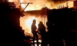 Bodrum'da 3 konteyner yangında kullanılmaz hale geldi