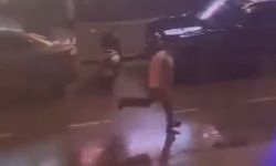 Cadde ortasında darbedildi: O anlar kamerada