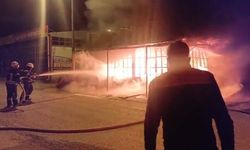 Çorum'da Lastikçi Dükkanının Kundaklandı