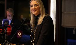 'Görev Verilirse Alınır, Bayrak da Teslim Edilir'