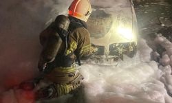 İnegöl'de otomobili alevler sardı