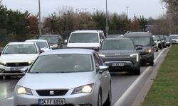 Kartal Turgut Özal Bulvarı’nda Korkutan Kaza: 3 Yaralı