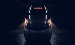 Türkiye'nin ürettiği ilk hızlı tren raylarla buluşuyor